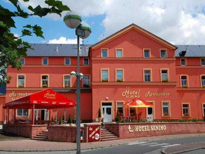 Hotel Senimo Olomouc Exterior foto